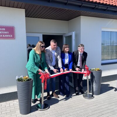 uroczyste otwarcie i oddanie do użytku obiektu jakim jest szatnia sportowa w miejscowości Kawice